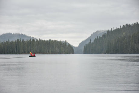 Øyangen-Tverrsjøen Packrafting Adventure